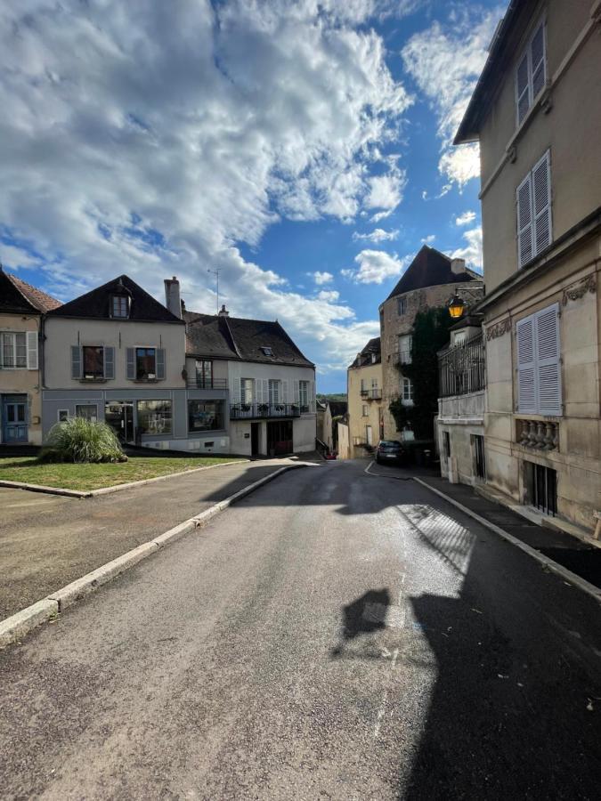 Appartement Moderne Centre Ville, 5 Personnes, 65 M2 Semur-en-Auxois Exterior foto
